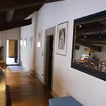مزرعة للإقامة Relais La Torre Chiassa Superiore