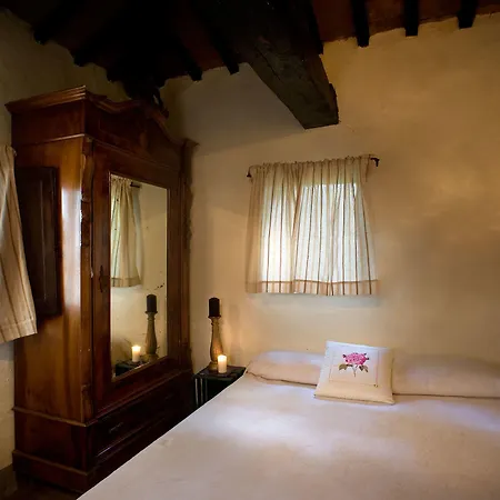 ファームステイ Relais La Torre Chiassa Superiore