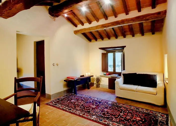 农家乐 黎莱斯拉托雷酒店 *