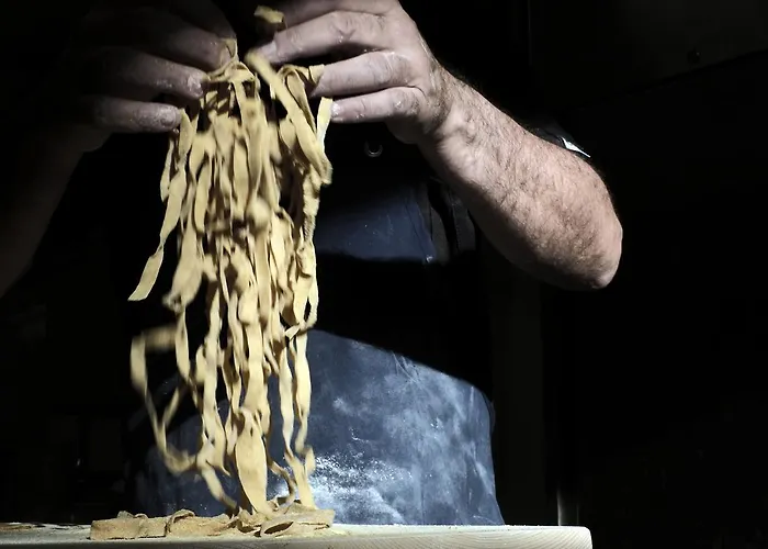 黎莱斯拉托雷酒店 *